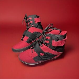 VLADO Shoes Womens Sz 9.5 ATLAS II WEDGE IG-1510-52 Red/Black Hidden Wedge